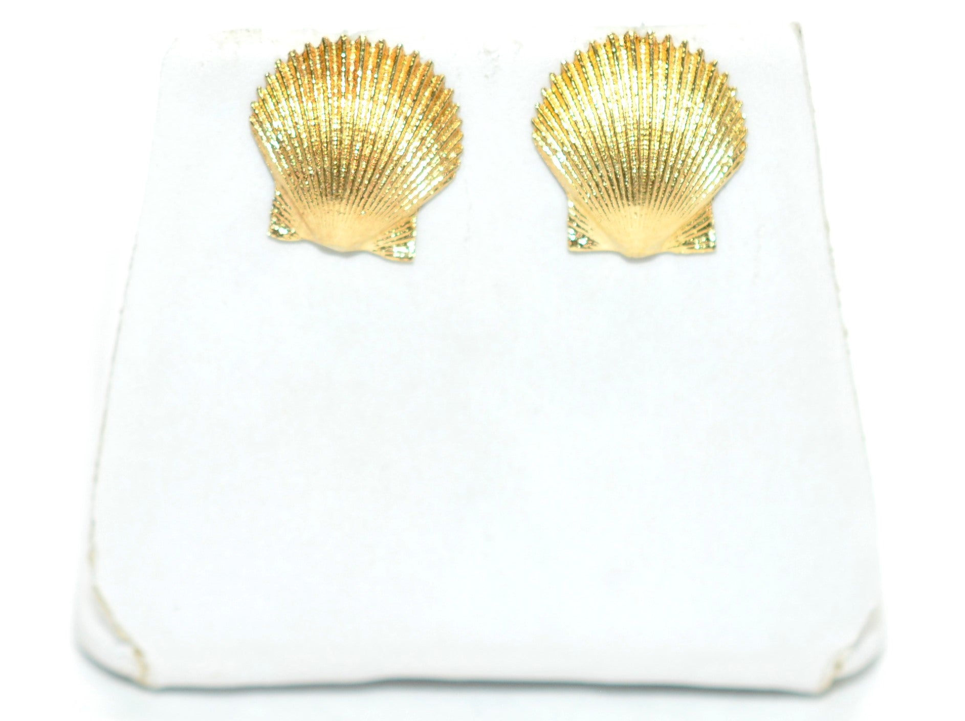14K Solid Gold Earrings Seashell Earrings Stud Earrings Beach Nautical Coastal Jewelry Mermaid Earrings Statement Earrings Vintage Estate