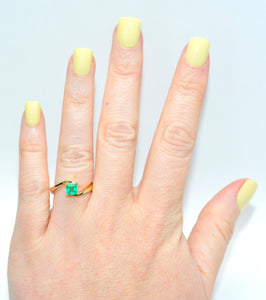 Natural Colombian Emerald Ring 18K Solid Gold .52ct Solitaire Ring Gemstone Ring Vintage Ring Estate Ring May Birthstone Ring Women’s Ring