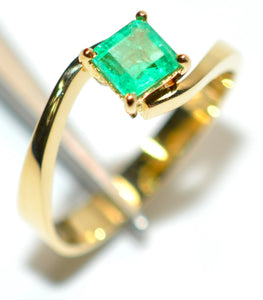 Natural Colombian Emerald Ring 18K Solid Gold .52ct Solitaire Ring Gemstone Ring Vintage Ring Estate Ring May Birthstone Ring Women’s Ring