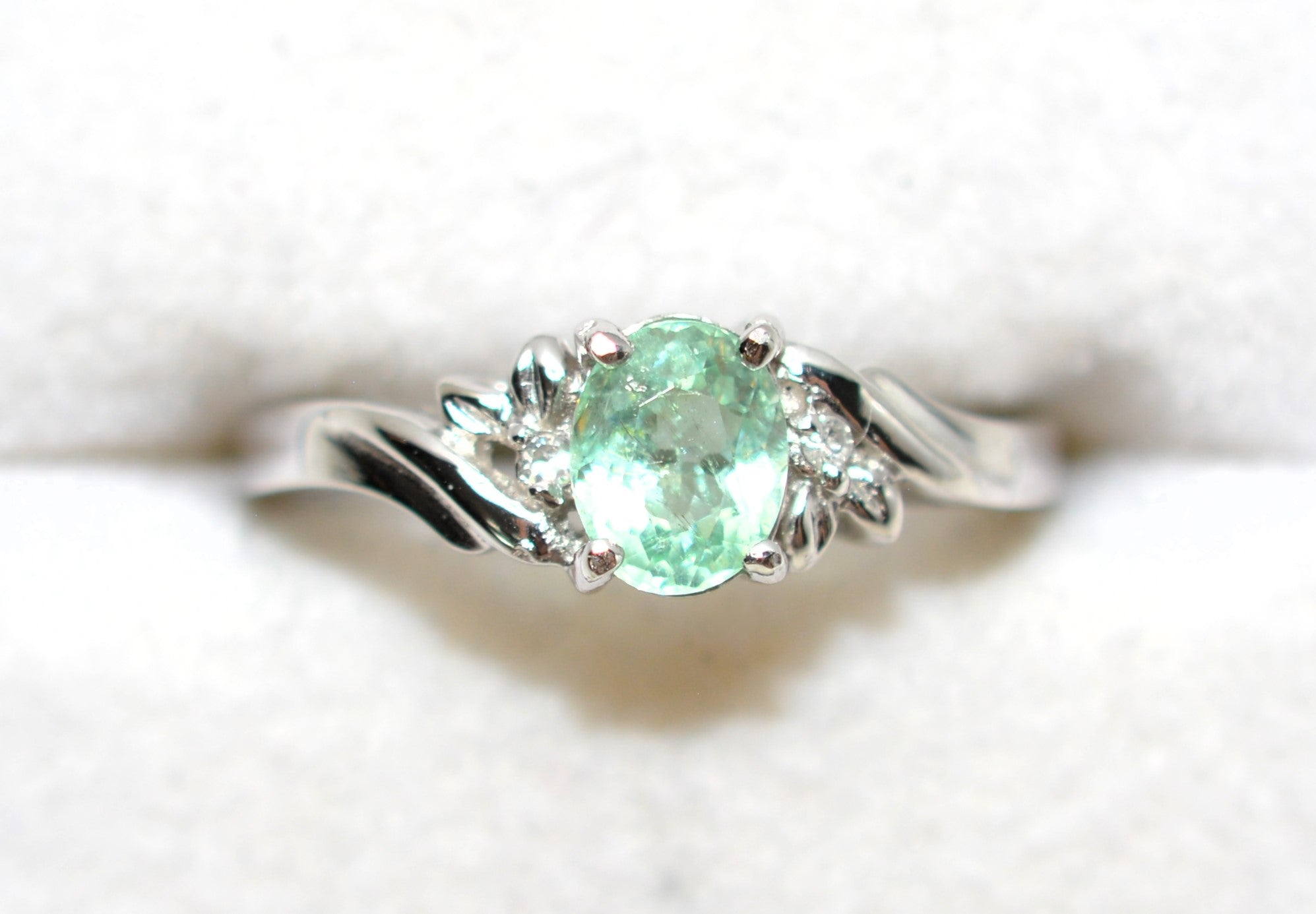 Natural Paraiba Tourmaline & Diamond Ring Platinum Ring .81tcw Women's Ring Estate Jewelry Jewellery Vintage Fine Gemstone Green Ring