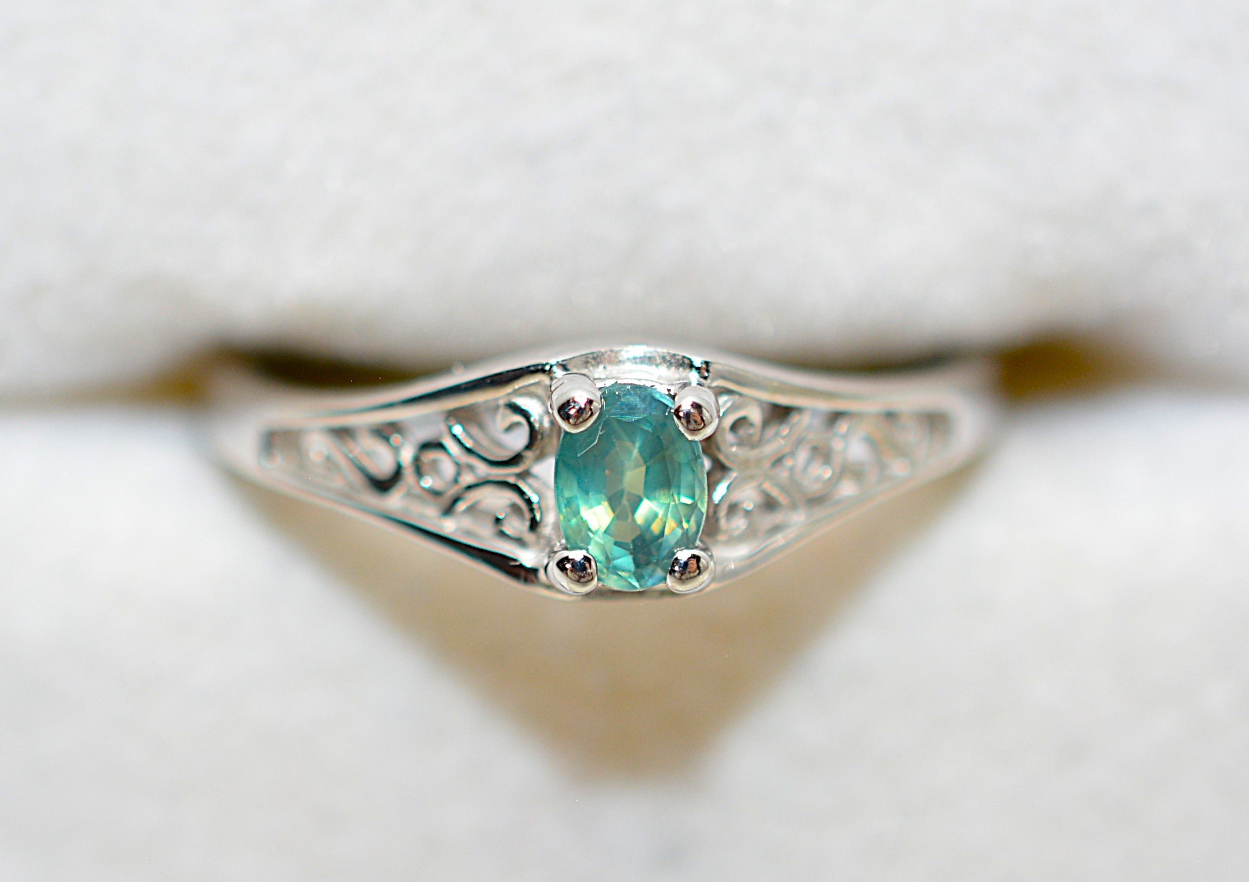 Natural Alexandrite Ring 10K Solid White Gold .32ct Solitaire Ring Vintage Ring Estate Ring Filigree Ring June Birthstone Ring Jewellery