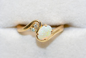 Natural Ethiopian Opal & Diamond Ring 14K Solid Gold Precious Ring Statement Ring Vintage Ring Cocktail Ring October Birthstone Ring Fine Jewelry Estate Jewellery
