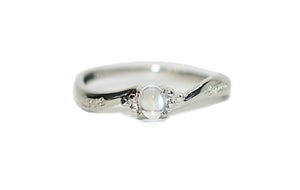 Natural Moonstone Ring Solid Platinum Solitaire Ring Promise Ring Bridal Jewelry Love Ring Engagement Ring Statement Ring Gemstone Ring