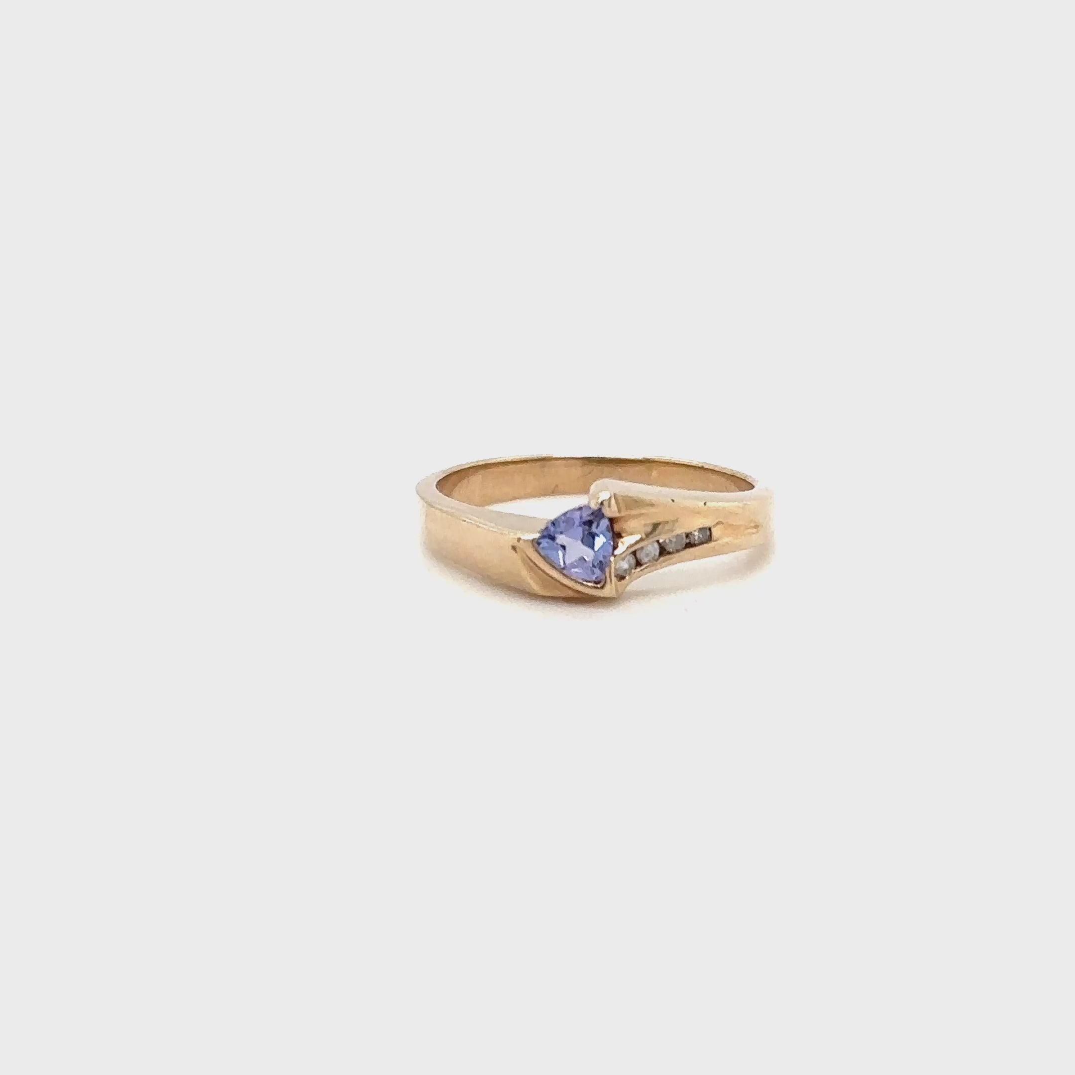 Natural Tanzanite & Diamond Ring 10K Solid Gold .33tcw Gemstone Ring Birthstone Ring Statement Ring Cocktail Ring Tanzanite Ring Estate