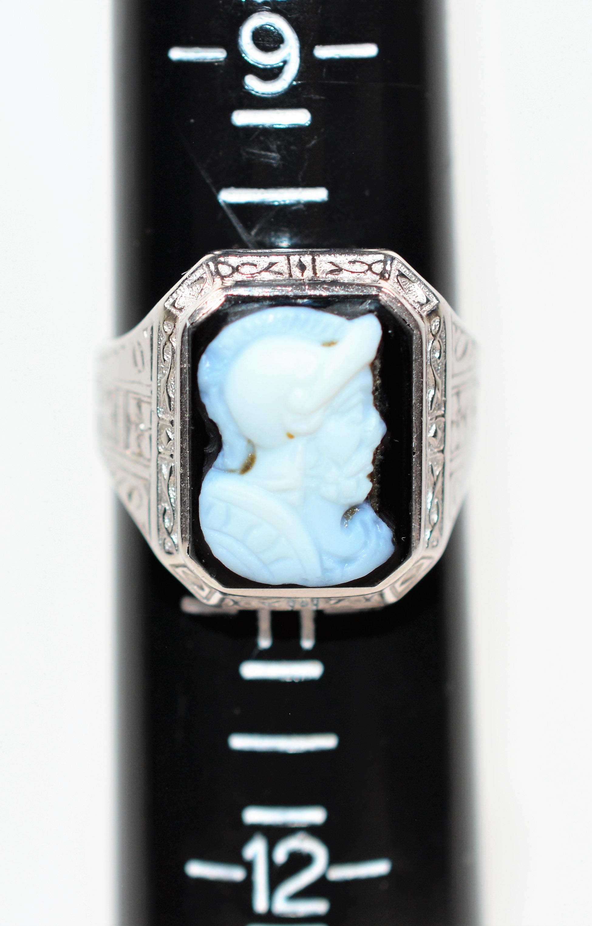 Natural White Chalcedony & Onyx Ring 10K Solid White Gold Intaglio Ring Cameo Ring Roman Soldier Ring Men's Ring Cocktail Ring Vintage Ring