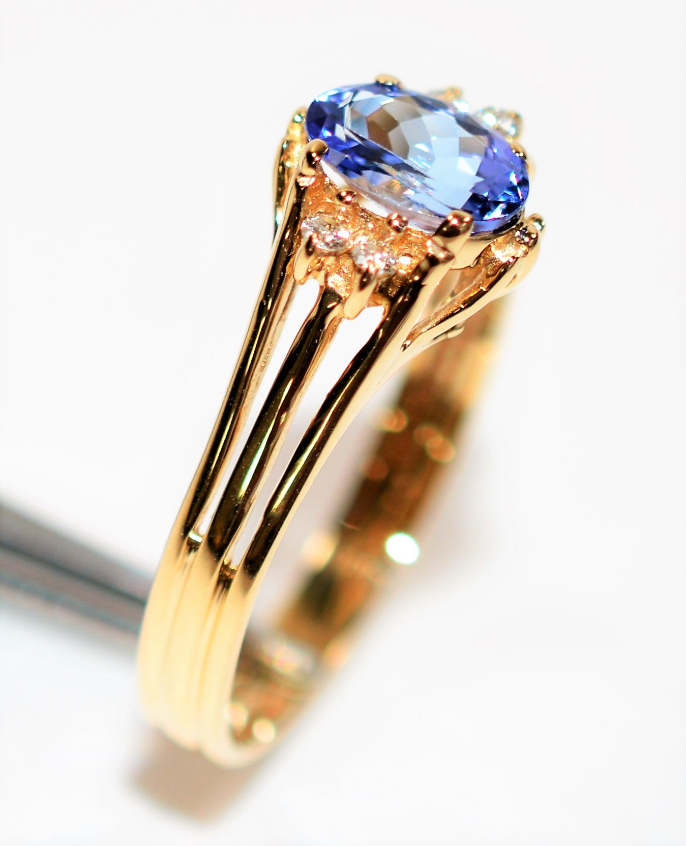 Natural Tanzanite & Diamond Ring 14K Solid Gold .84tcw Gemstone Ring Statement Ring Ladies Ring Women's Ring December Birthstone Ring Estate