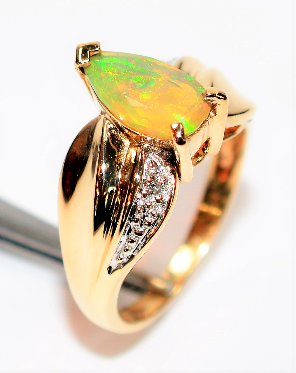 Natural Brazilian Jelly Opal & Diamond Ring 14K Solid Gold 1.02tcw Gemstone Ring Statement Ring Fine Estate Ring Cocktail Ring Vintage Ring