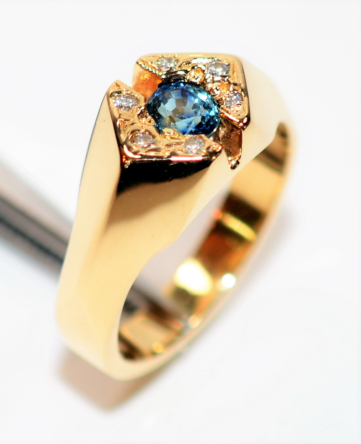 Natural Ceylon Sapphire& Diamond Ring 14K Solid Gold .56tcw Sri Lankan Sapphire Ring Gemstone Ring Women's Ring Statement Ring Vintage Ring