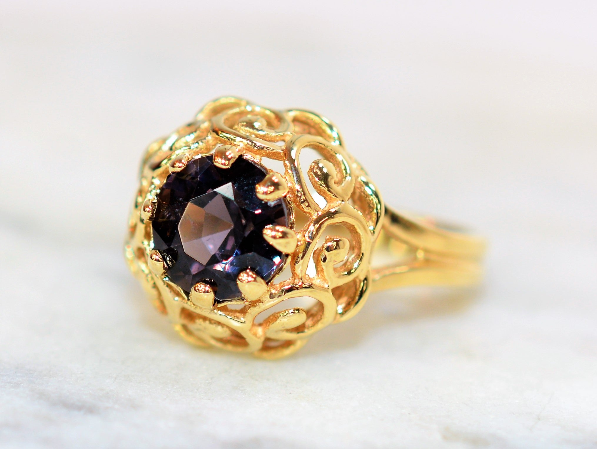 Natural Spinel Ring 10K Solid Gold 1.78ct Vintage Ring Purple Ring Solitaire Ring Gemstone Ring June Birthstone Ring Estate Cocktail Ring