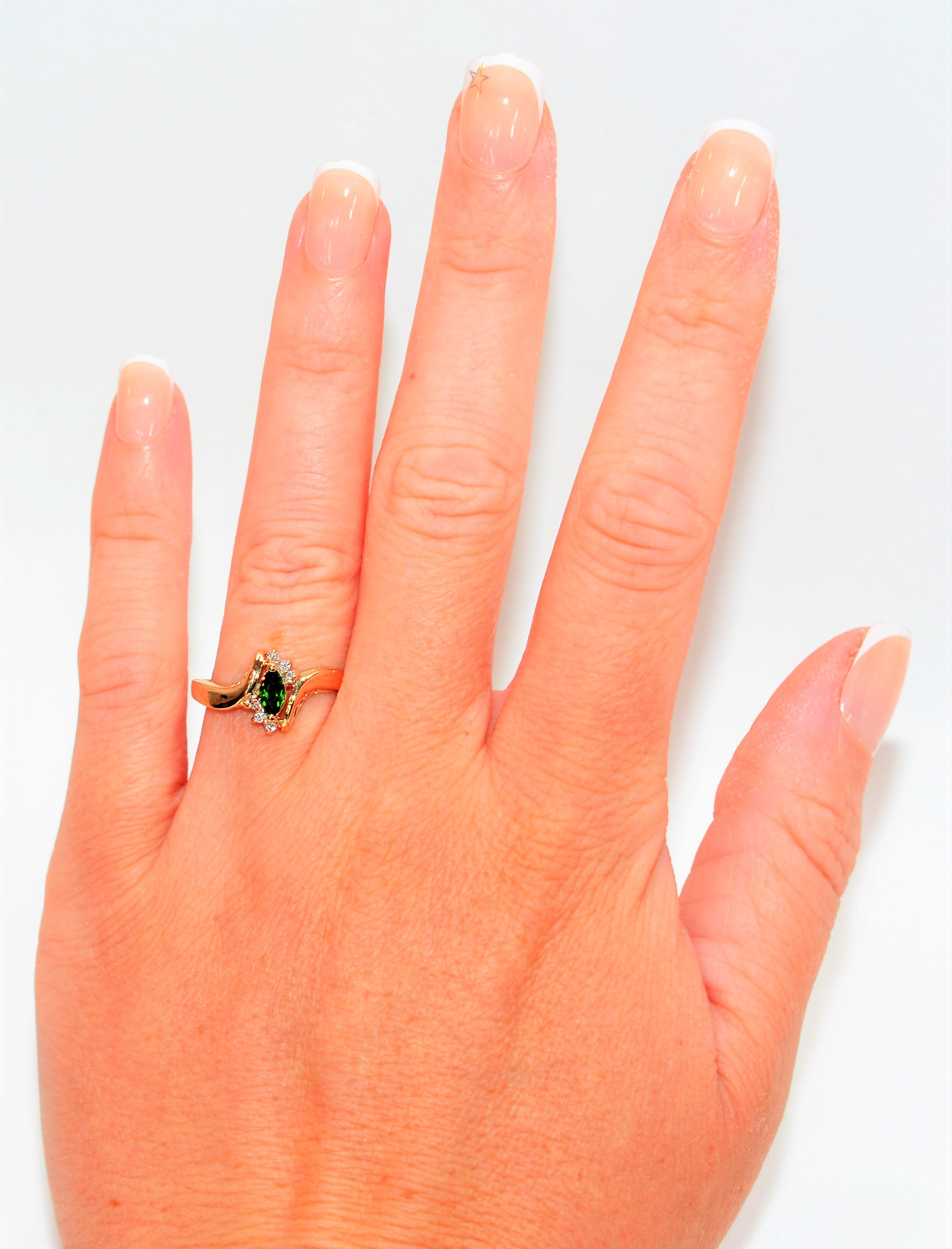 Natural Tsavorite Garnet & Diamond Ring 10K Solid Gold .30tcw January Birthstone Ring Garnet Ring Green Ring Ladies Ring Women's Ring Estate