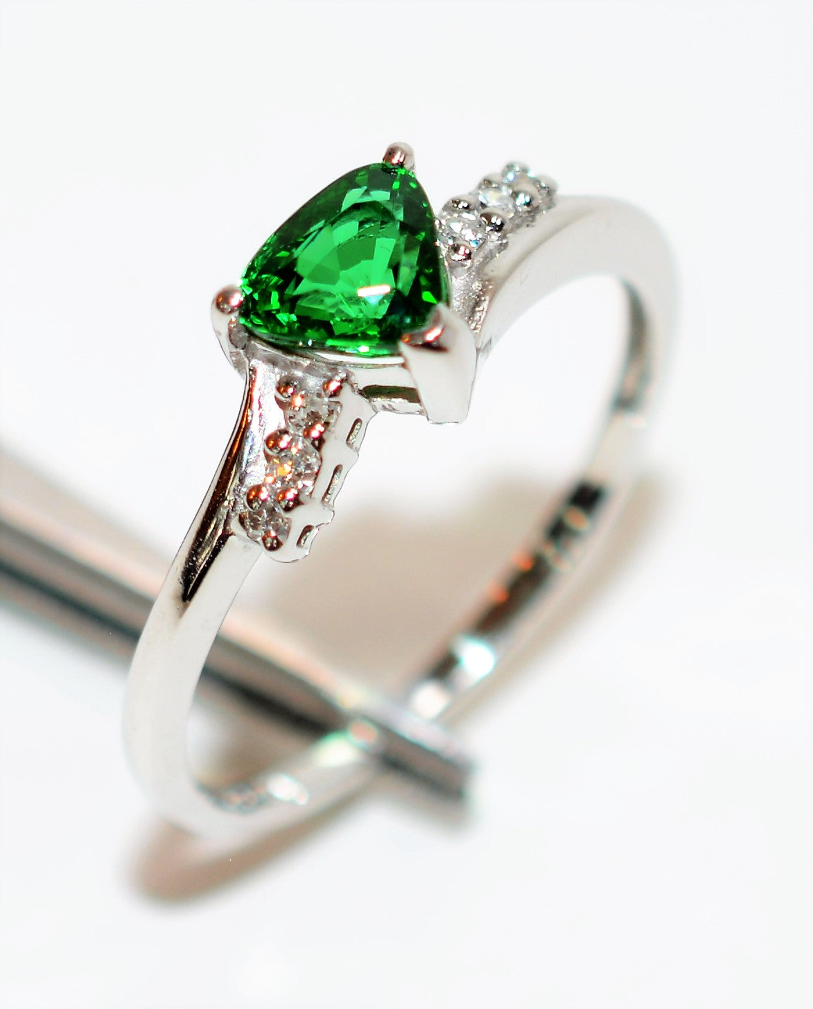 Natural Tsavorite Garnet & Diamond Ring Solid Platinum .84tcw Trillion Ring Green Ring Gemstone Ring Garnet Ring Tsavorite Ring Estate Ring