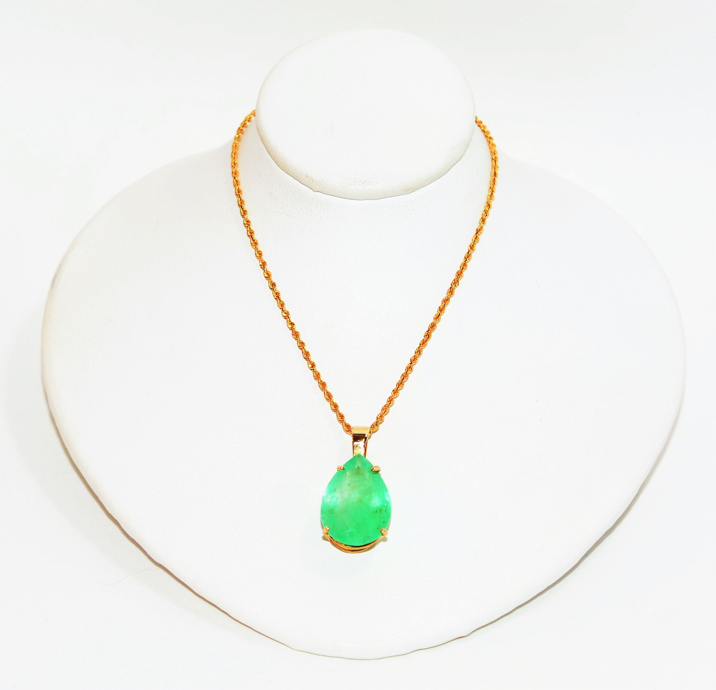 Buy Green Emerald Stone Gloria Embellished Necklace by Prerto Online at Aza  Fashions.