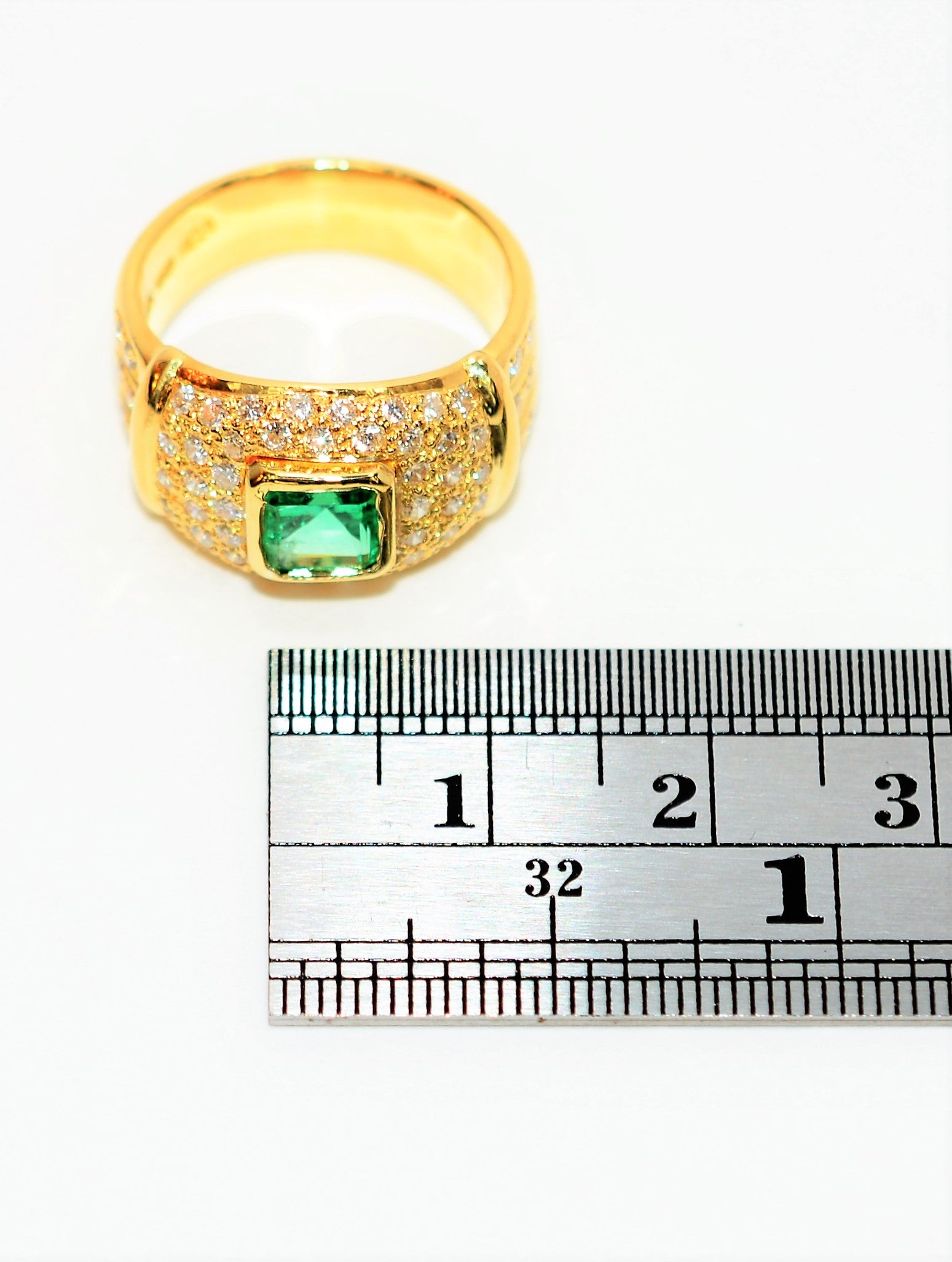 Natural Colombian Emerald & Diamond Ring 18K Solid Gold 1.21tcw Gemstone Ring Estate Ring May Birthstone Ring Fine Jewelry Vintage Jewellery