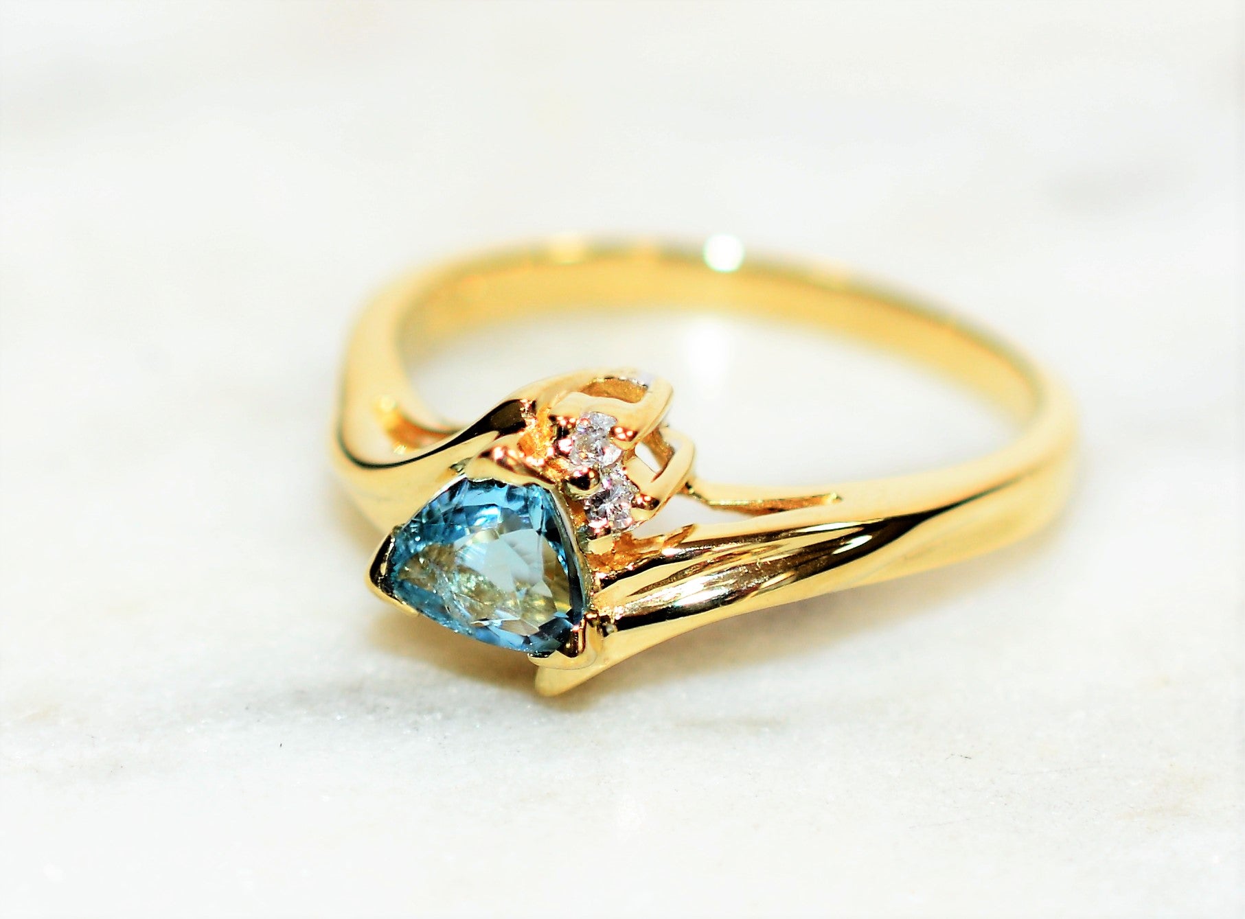 Natural Paraiba Tourmaline & Diamond Ring 14K Solid Gold .58tcw Trillion Gemstone Ring Estate Jewelry Jewellery Women's Ring Fine Jewelry