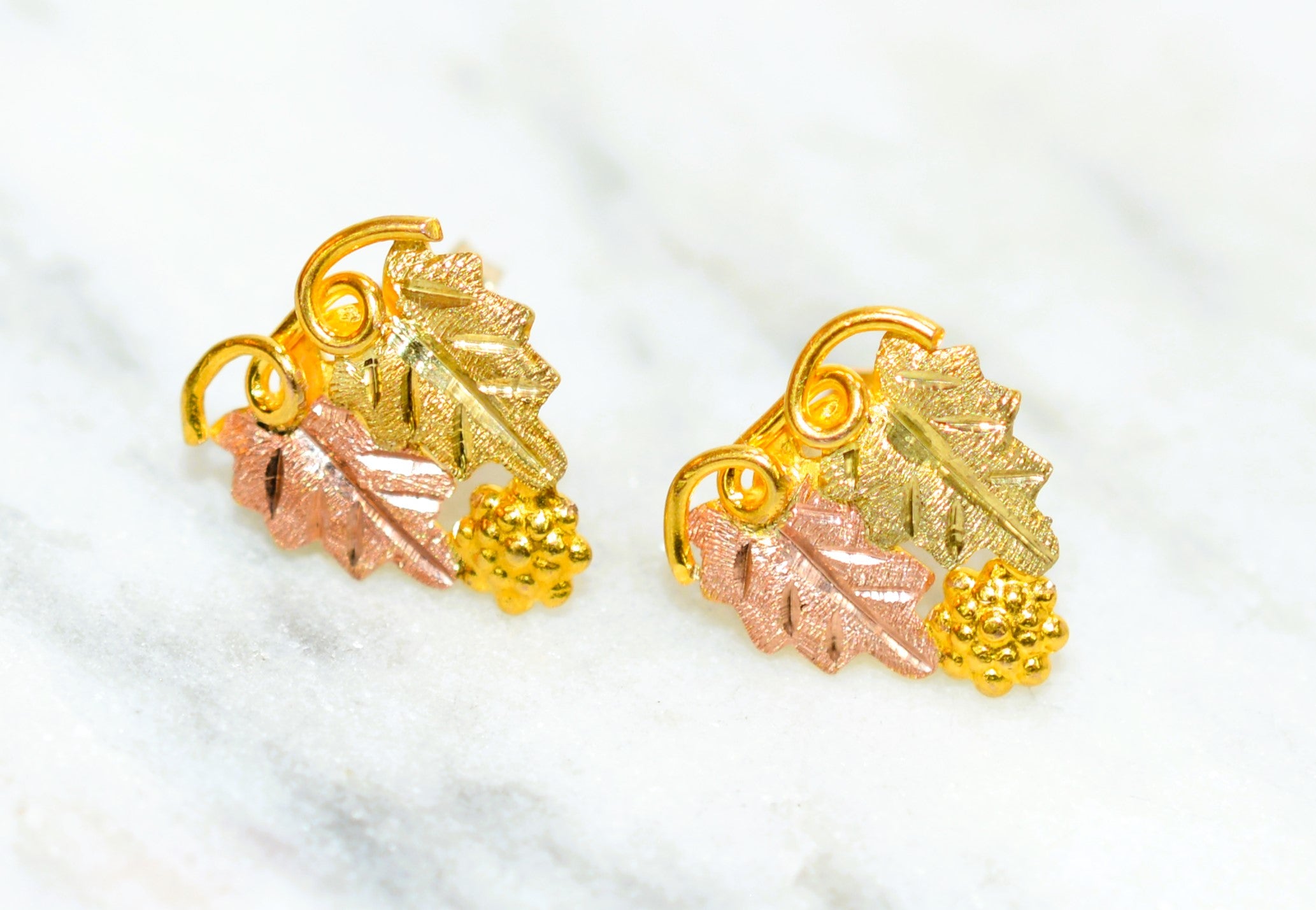Black Hills Gold Earrings 10K Solid Gold Grape Leaf Earrings Tri-Color Gold Earrings South Dakota Gold Stud Earrings American USA Vintage