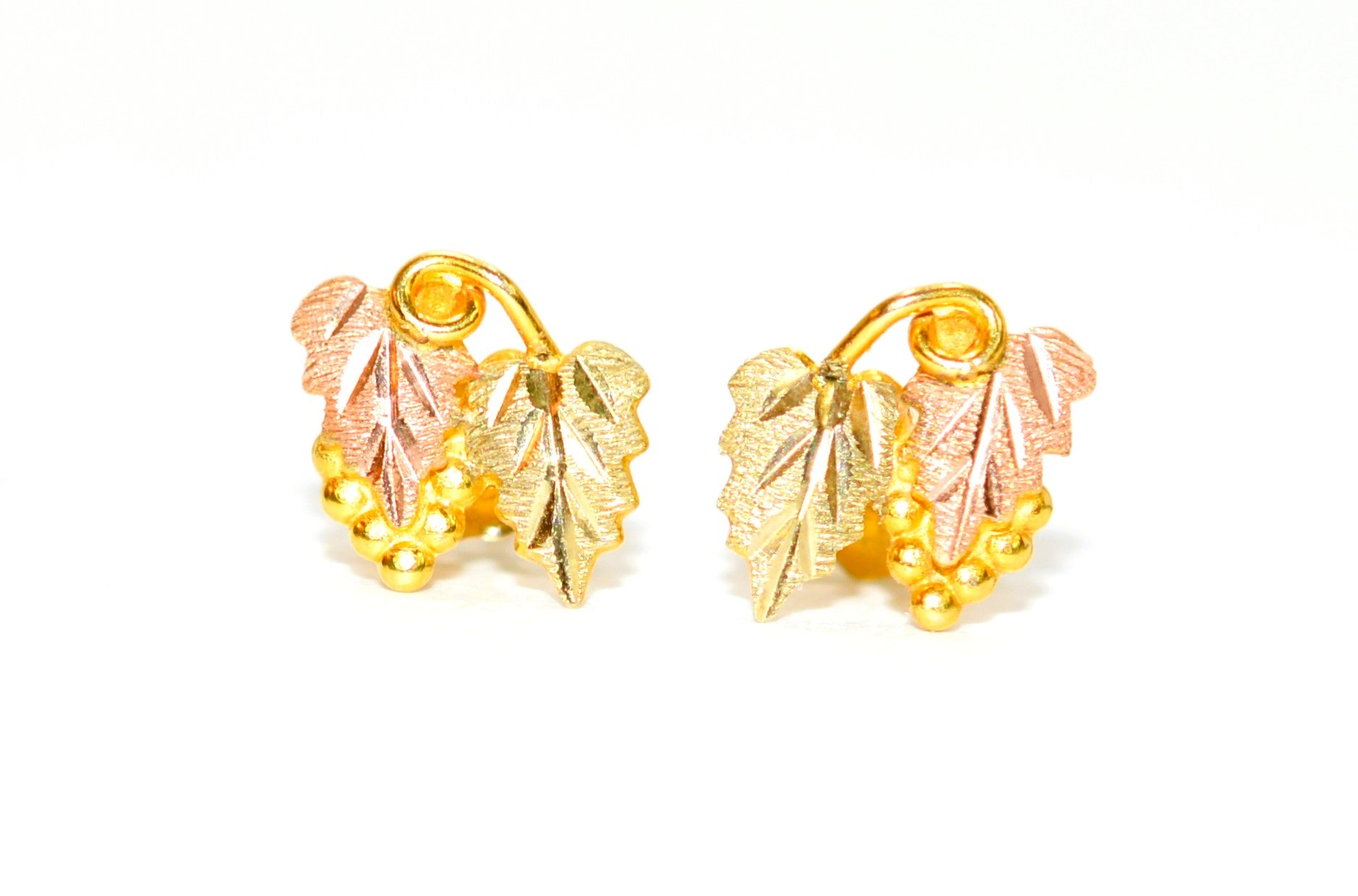 Black Hills Gold Earrings 10K Solid Gold Leaf Earrings Tri-Color Gold Earrings South Dakota Gold Stud Estate Earrings American USA Vintage