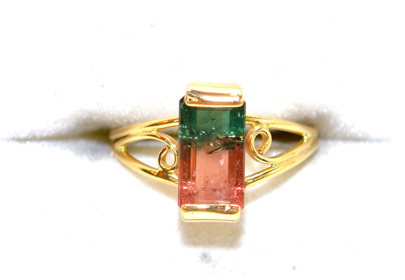 Natural Watermelon Tourmaline Ring 14K Solid Gold 1.75ct Solitaire Ring Gemstone Ring Women's Ring Ladies Ring Statement Ring Cocktail Ring
