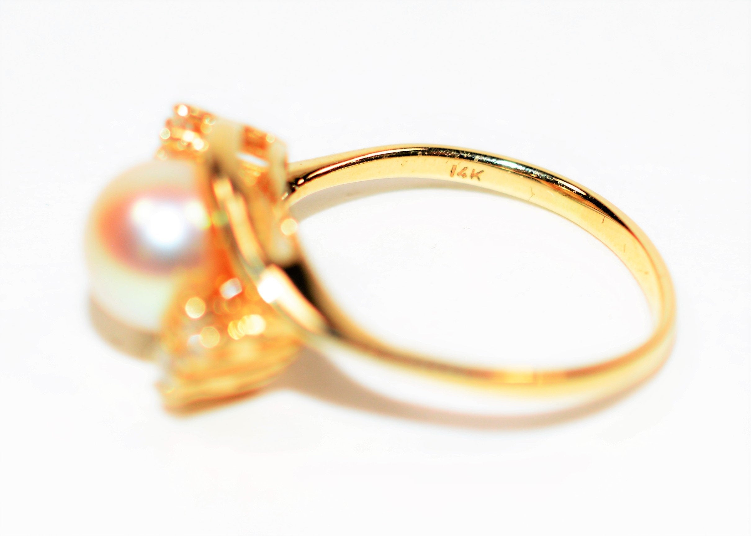 Natural Akoya Pearl & Diamond Ring 14K Solid Gold .16tcw Pearl Ring Vintage Ring June Birthstone Ring Gemstone Fine Jewelry Estate Jewellery